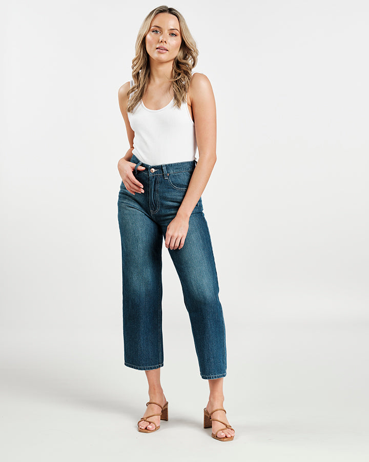 Farrah High Rise Flared Jeans - Vintage True Blue